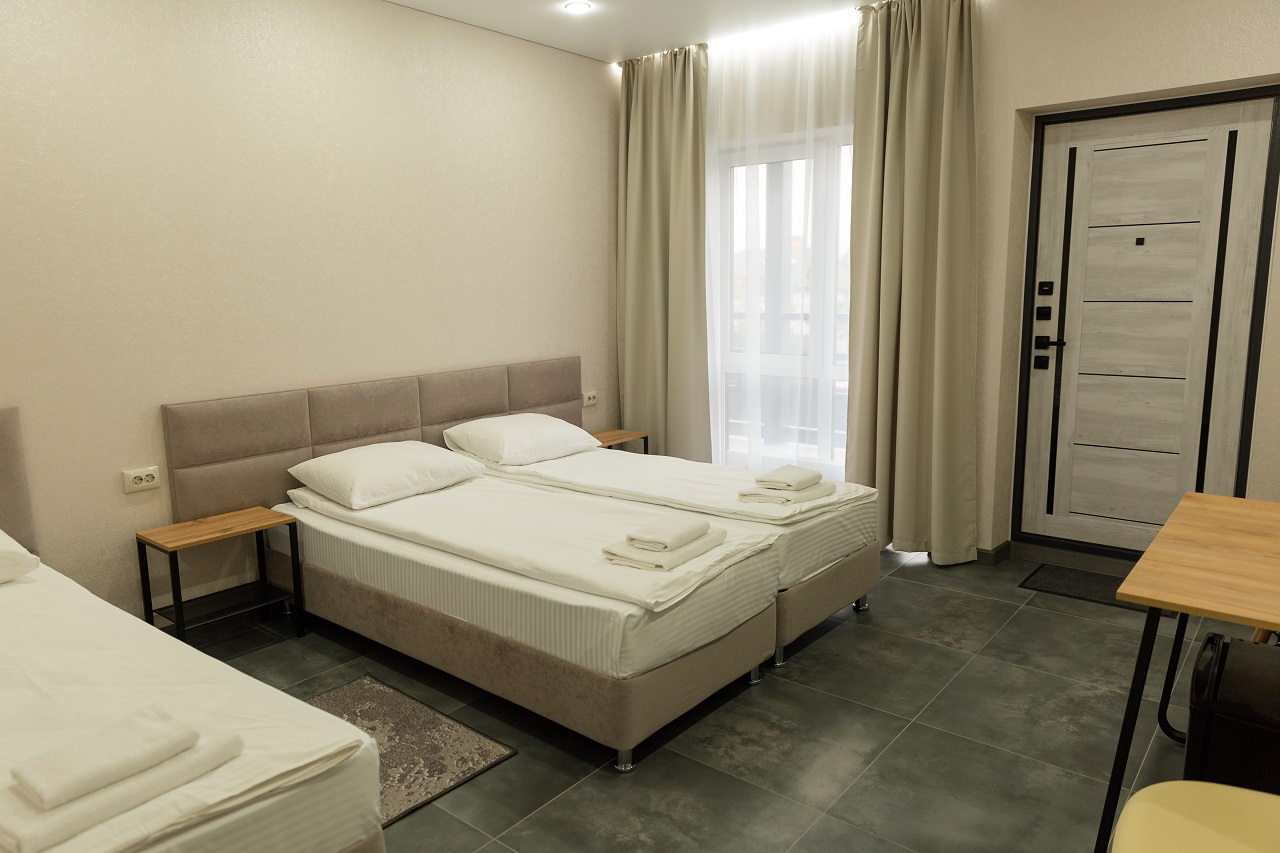 Трехместный номер гостевой дом в Каменск-Шахтинском